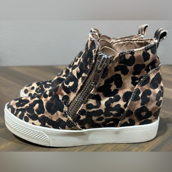 Women’s Steve Madden Cheetah Print Wedgie Sneaker Shoes Size 5.5M WEDG01S1 - Picture 5 of 9